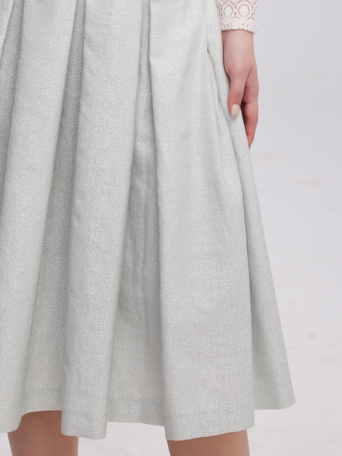 Braunes Dirndl mit modernem Stil