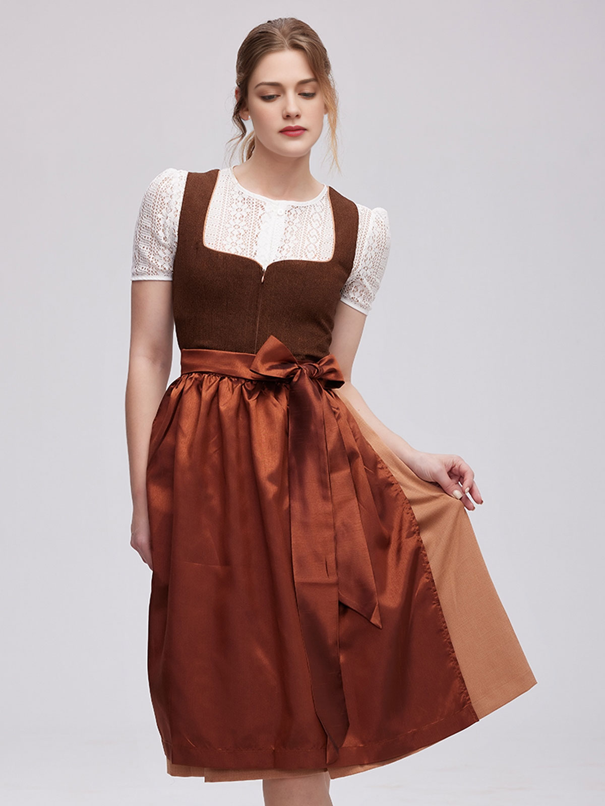 Dirndl in Altrosa