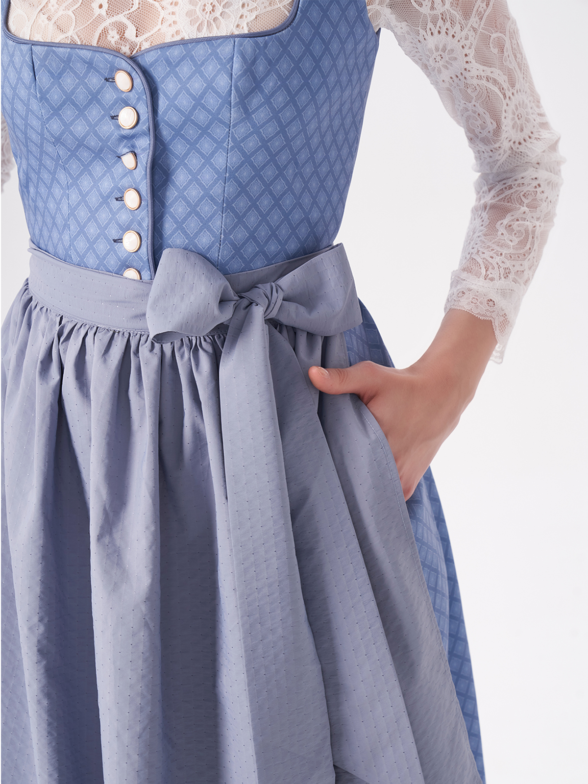 Dirndl in Blau