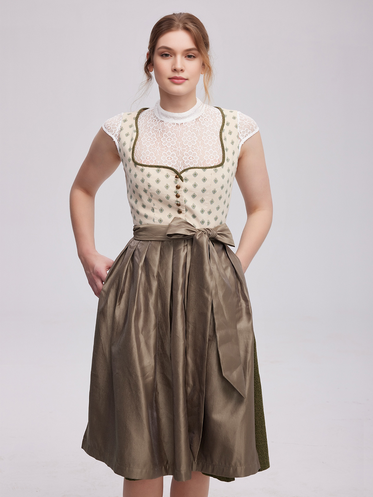 Dirndl in Gelb – perfekt für sommerliche Anlässe