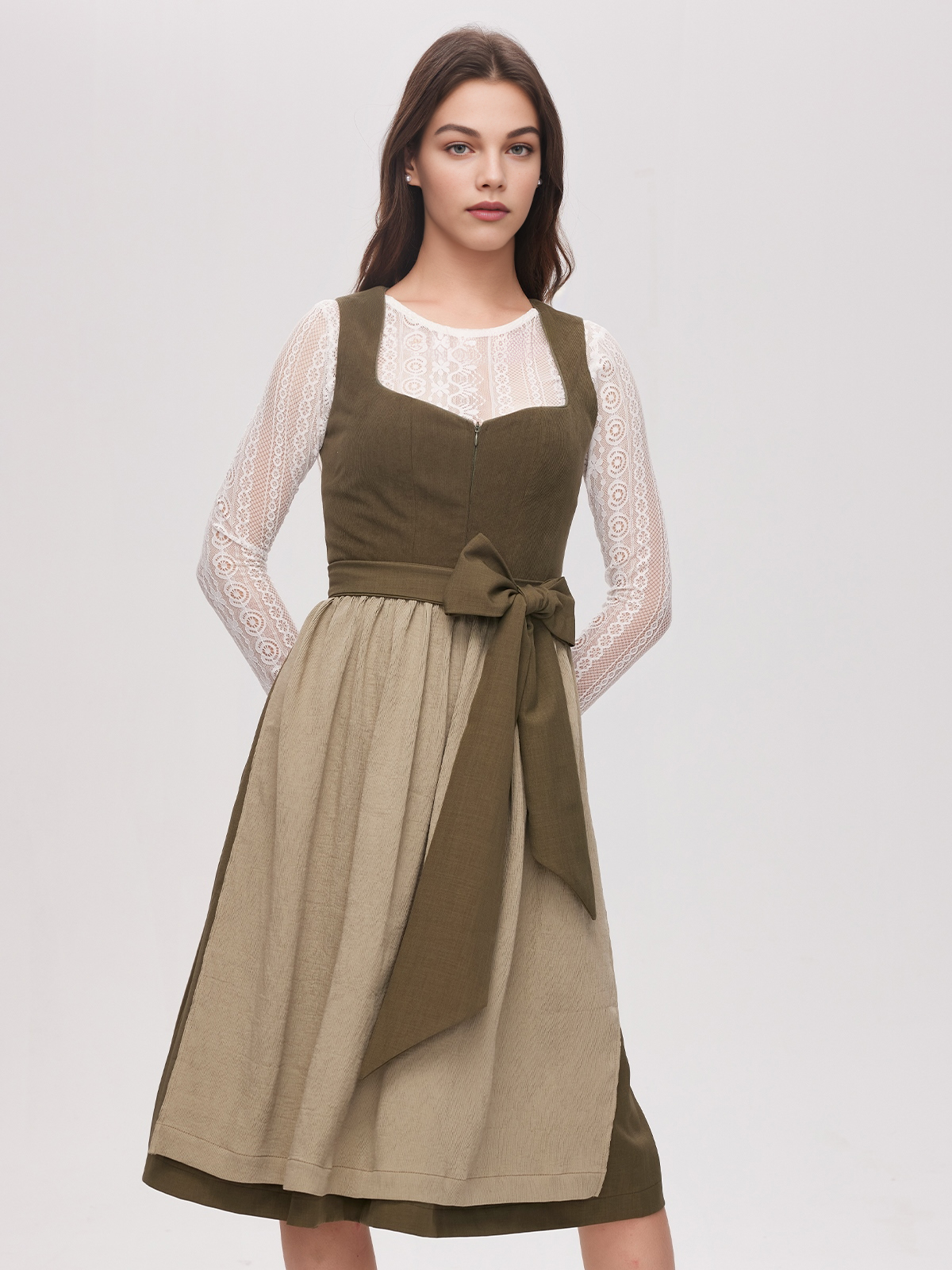 Dirndl in Grün – frisch und natürlich