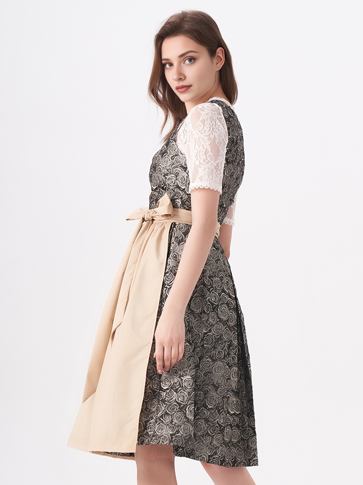 Dirndl in Gelb – feminin und sommerlich