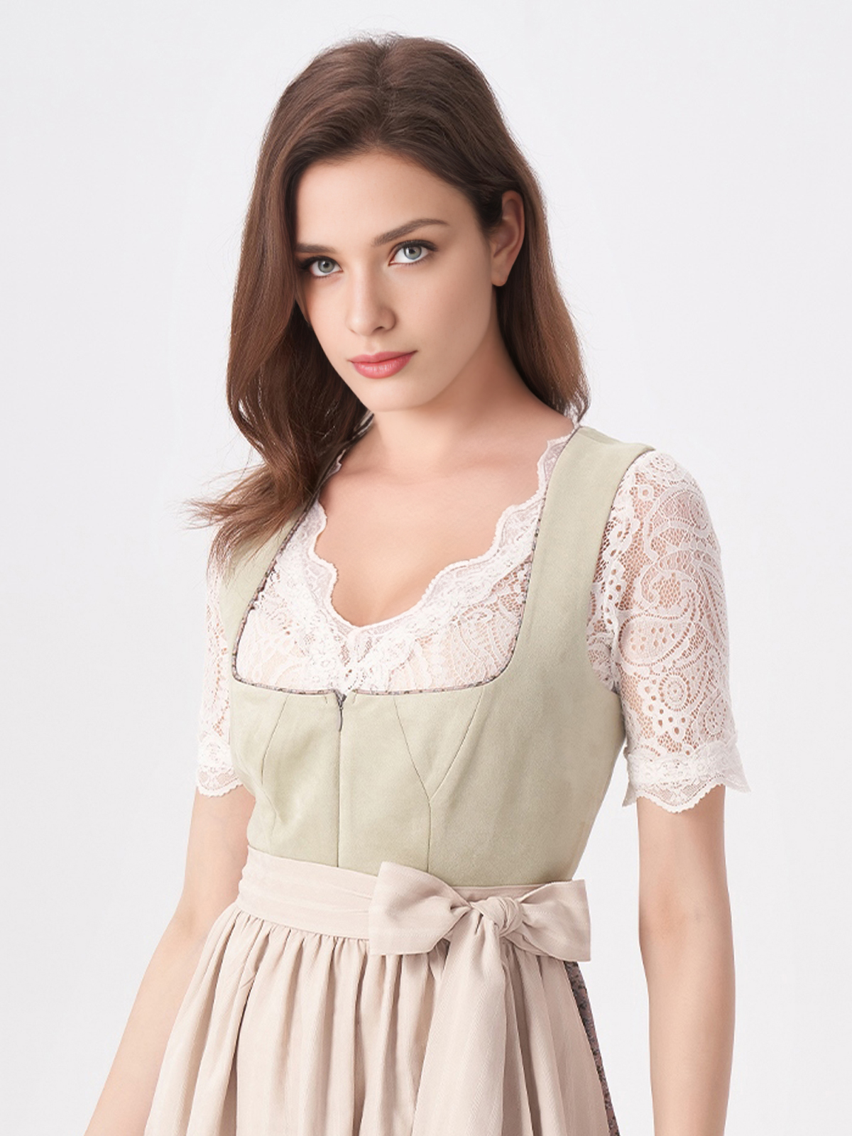 Dirndl Blau Grau mit stilvollen Accessoires