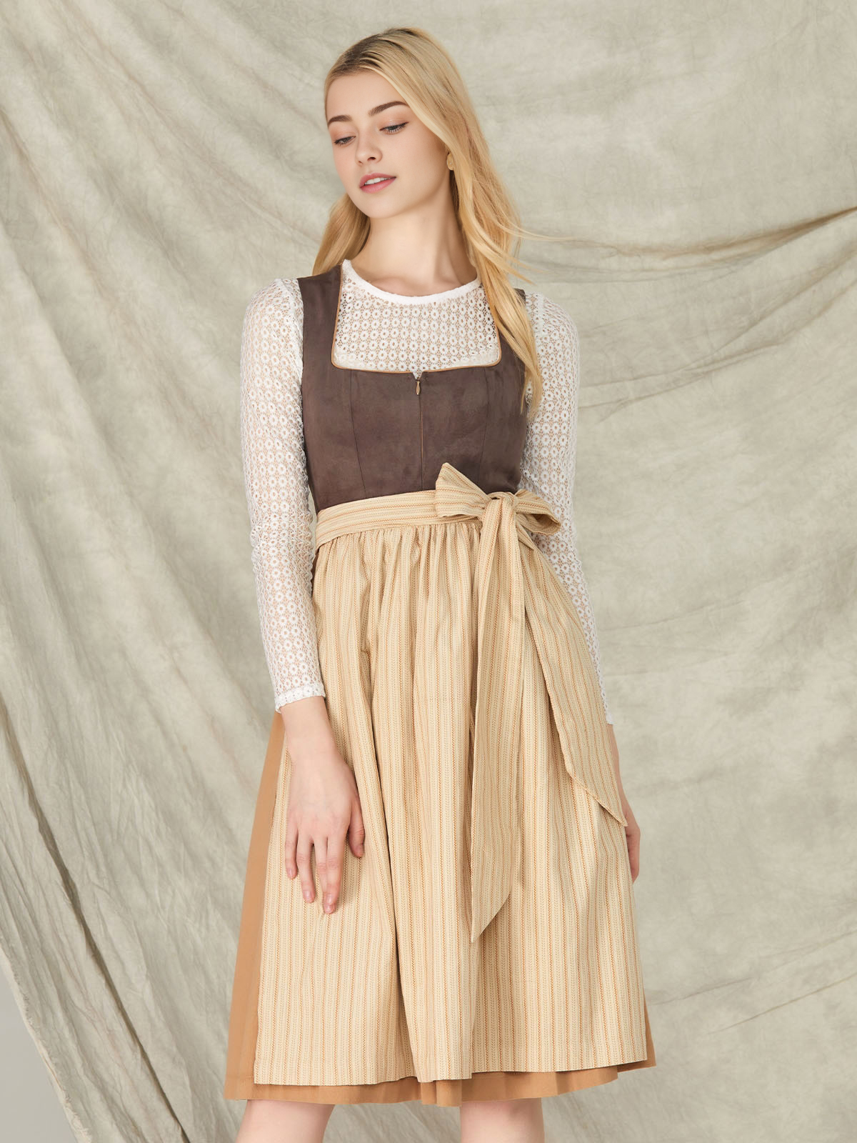 Dirndl in Grün-Beige