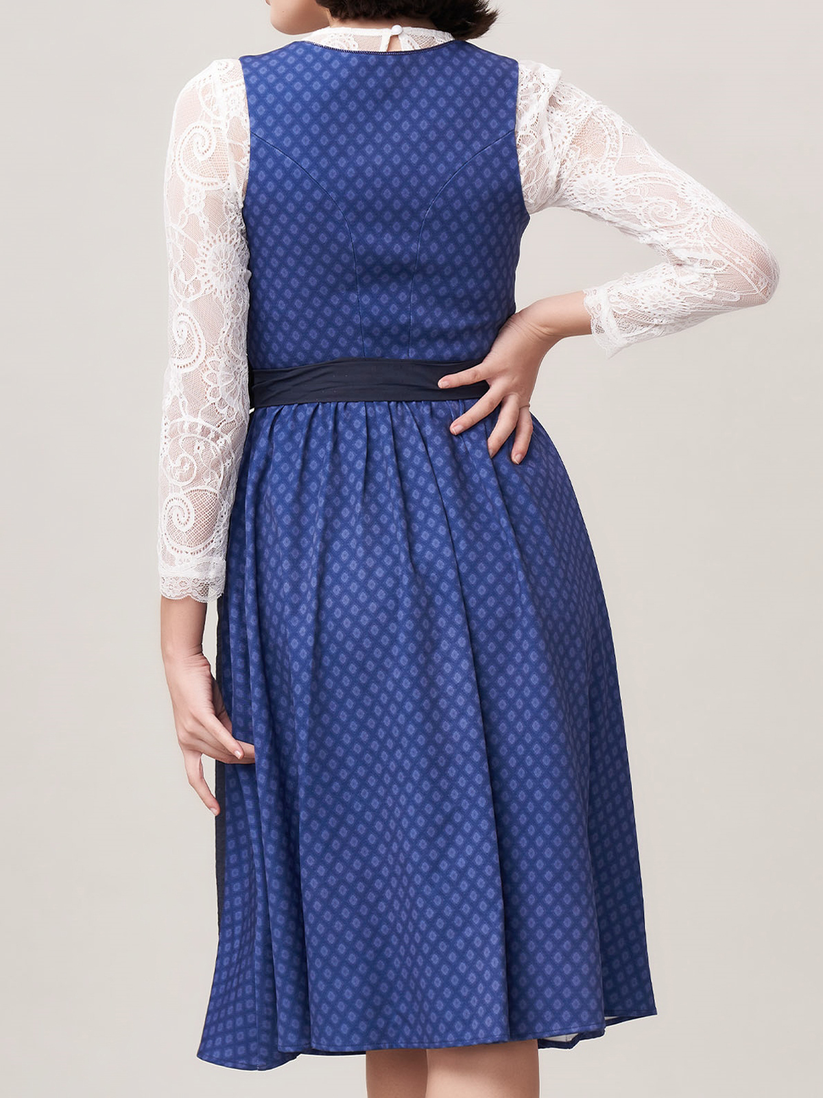 Modernes samtenes Dirndl in Blau