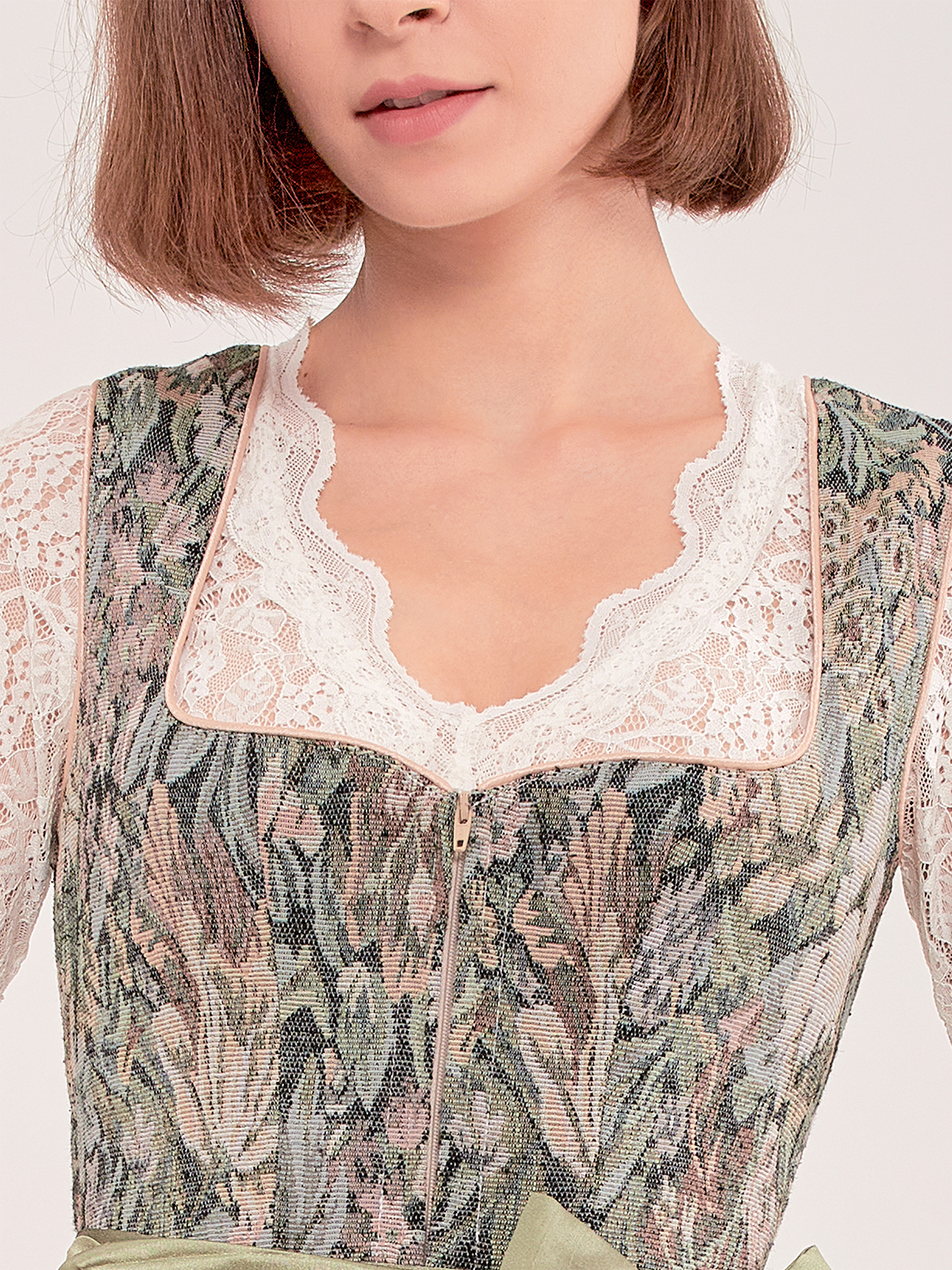 Dirndl in Grün